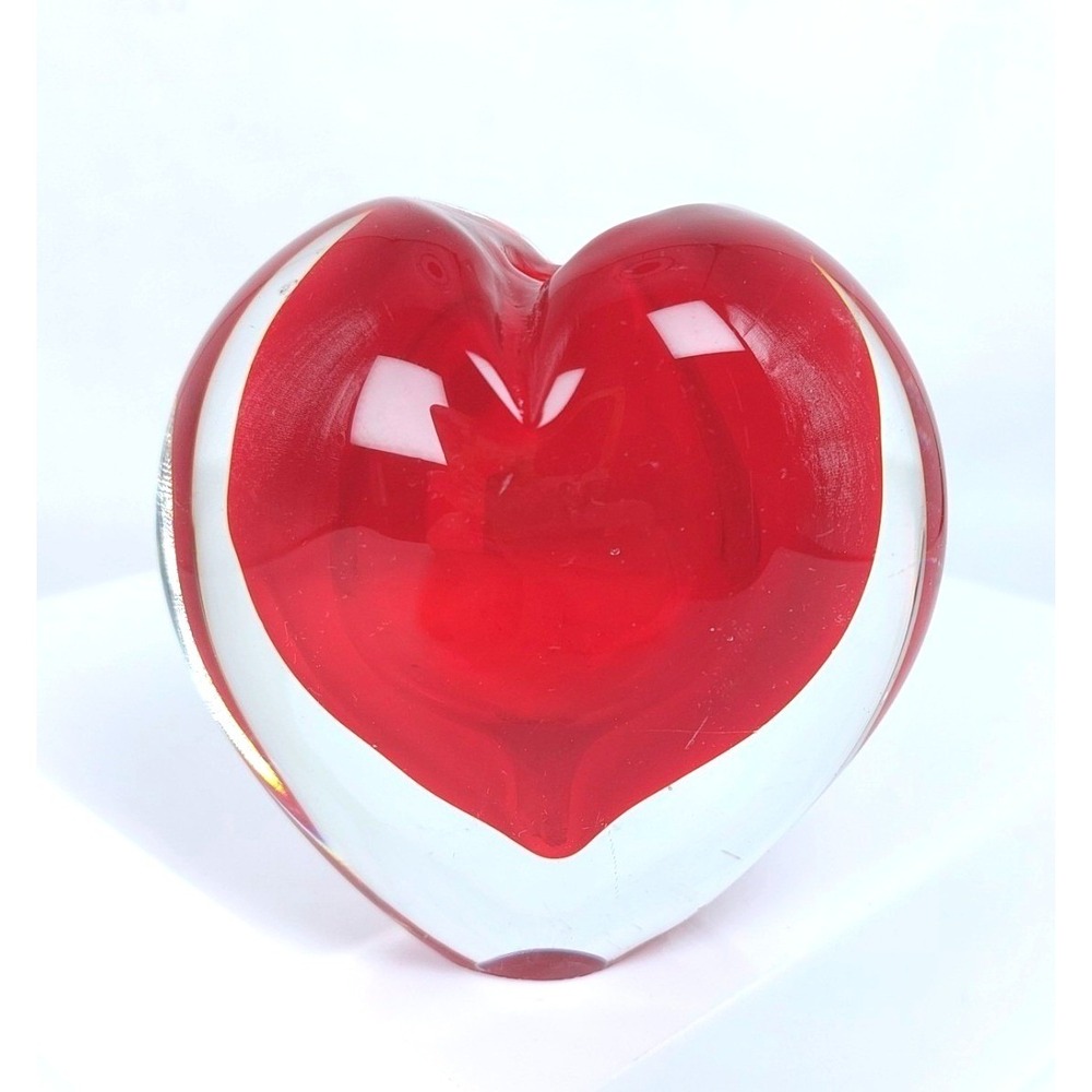 Vintage Glass Art Clear Over Red Cased‎ Heart Shaped Paperweight Vase 3"x3"